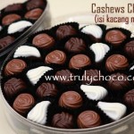 coklat praline isi kacang mede
