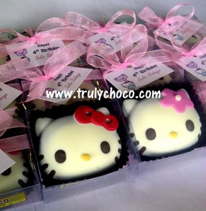 coklat kepala hello kitty